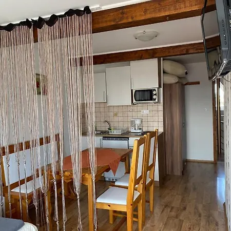 Apartment Barki Apartman Buk
