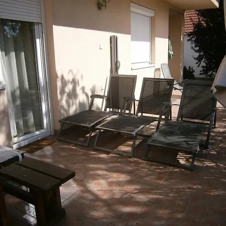 Barki Apartman Apartmán *