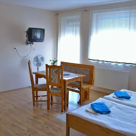 Barki Apartman Apartment Buk